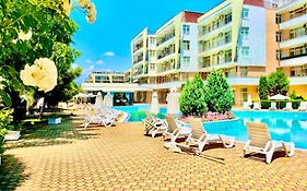 Grand Kamelia Holiday Complex